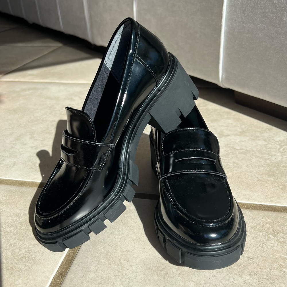 Black Sincerely Jules penny loafer with a chunky heel. Size 6.5.